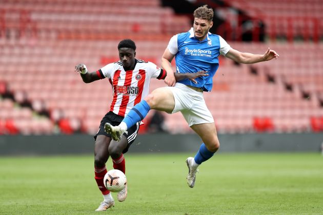 Sheffield United Nicksoen Gomis