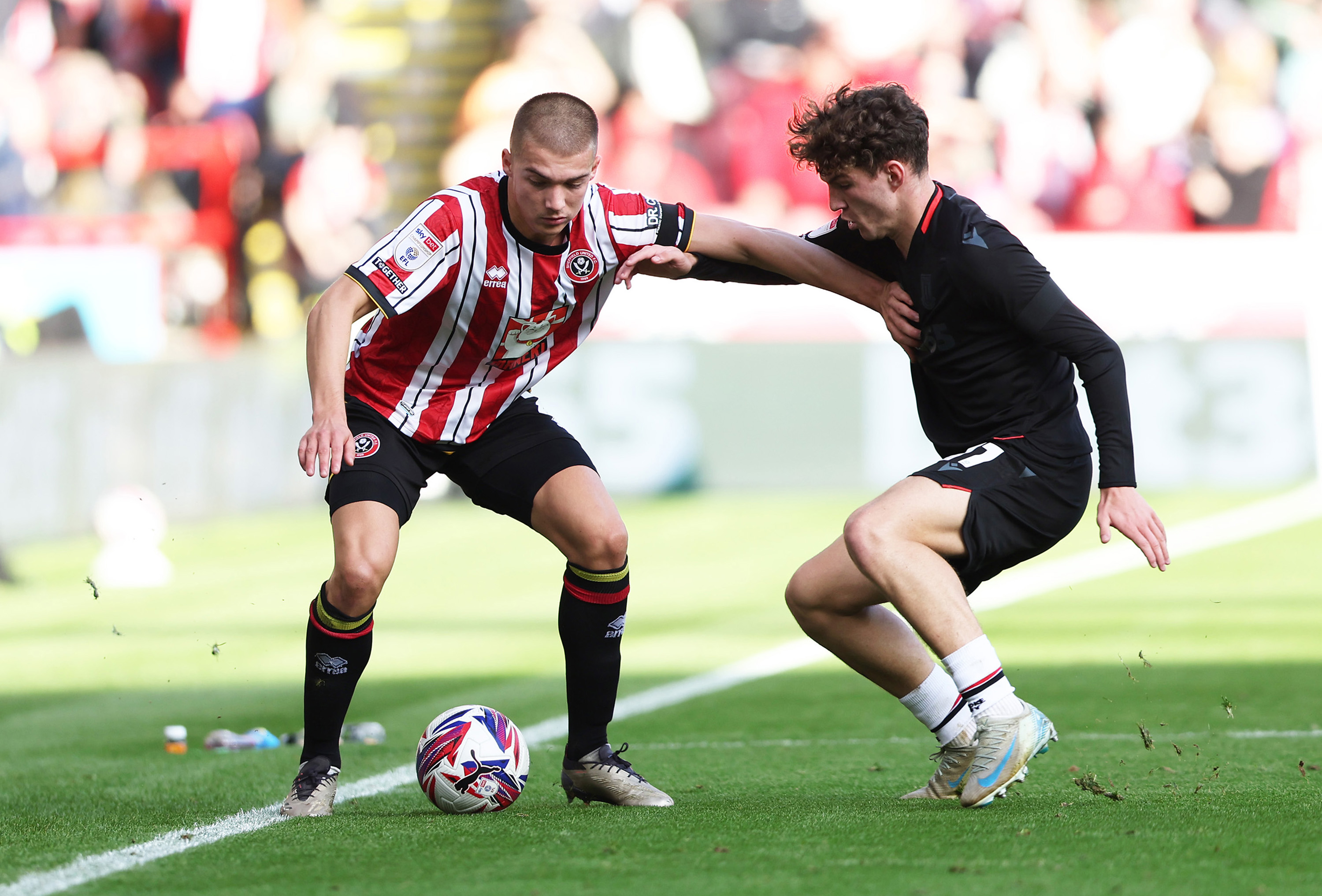 Sheffield United are on the verge of securing a six-month loan deal for Ipswich Town right-back Harry Clarke, with the 23-year-old undergoing a medical