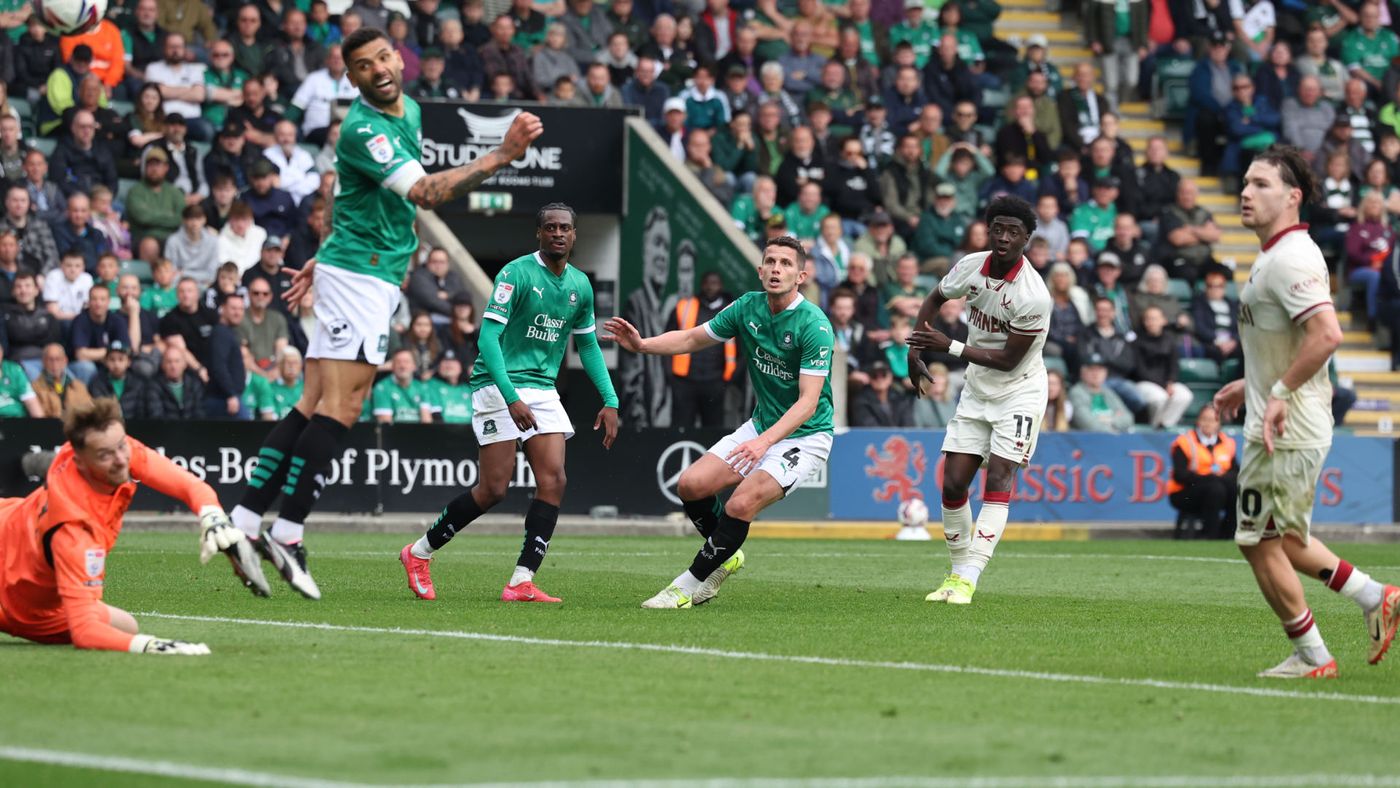 Sheffield United suffered a shocking 2-1 loss to bottom club Plymouth Argyle.